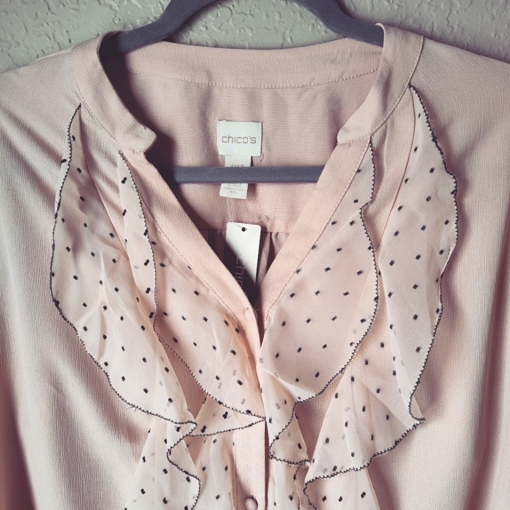 Chico's Dot Ruffle Blouse Long Sleeve Button Front Light Pink size 2 (L) - Picture 5 of 12